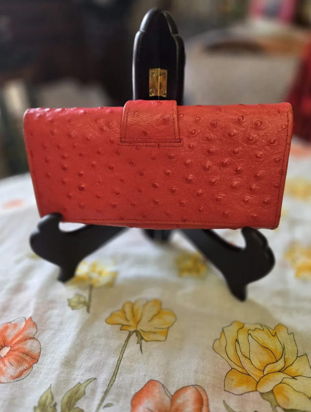 Vintage Vera Pelle Red Ostrich-Texture Genuine Leather Wallet with Gold Accent